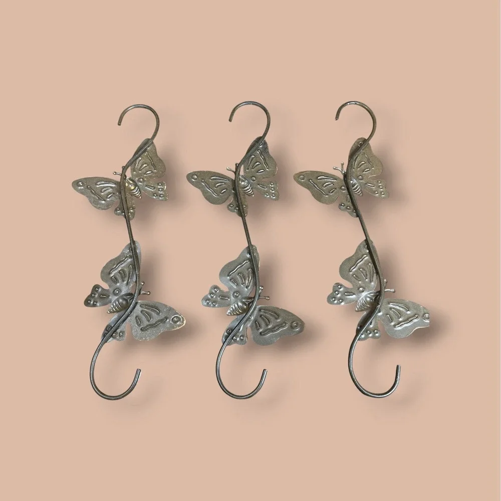 Rustic Brown Metal Butterfly Hooks Set of 3 Garden Plant Birdhouse Hanger 15.5